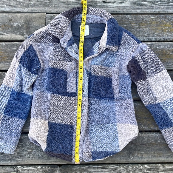 Thread & Supply Oversized Sherpa Jacket - Picture 5 of 8